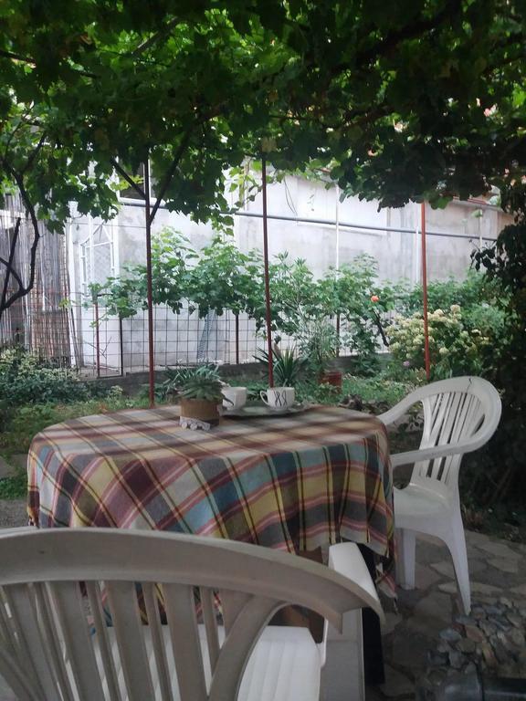 Julija Guest House Охрид Екстериор снимка